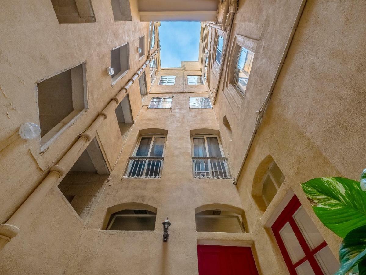 Valletta Main Street Apartment Exterior photo